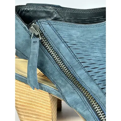 Paul Green Women's Size 7.5 Blue Cayanne Peep Toe Block Heels Bootie EUC