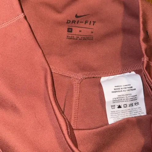 Nike  biking shorts dusty pink medium stretch new no tags
