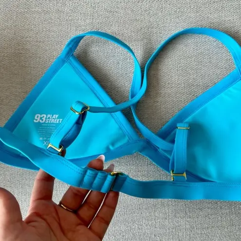 93 play street Serena bubble blue triangle bikini top new XL