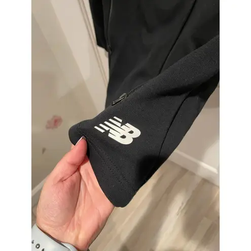 New Balance  black new york city marathon 2018 hooded zip up small