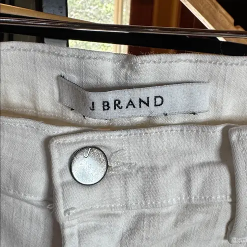 J Brand Cropped Distressed Jeans in Classic White “Demented” Size 29
