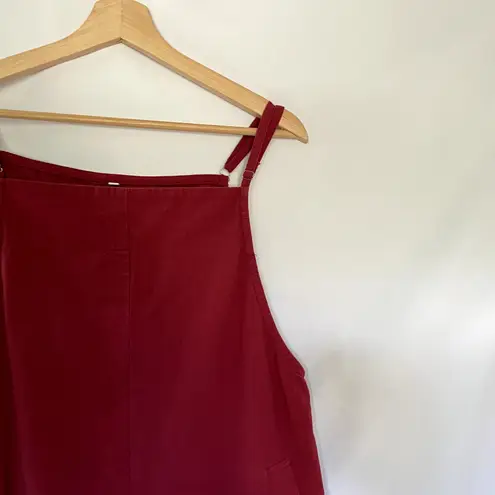 Ruby red wide leg jumpsuit women's size medium adjustable pockets casual summer