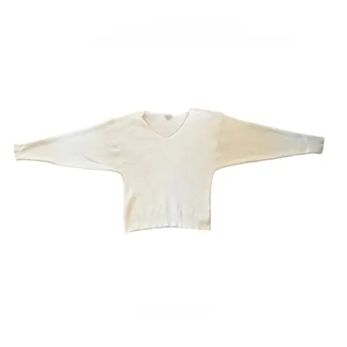 White Birch  v-neck white sweater size XL‎