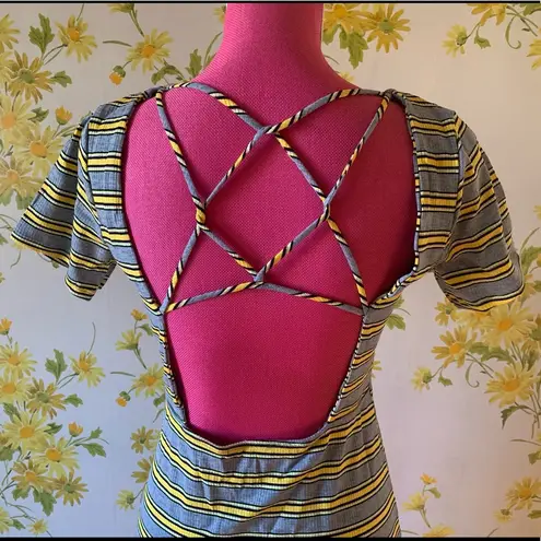 Le lis crisscross back tee mini dress size M