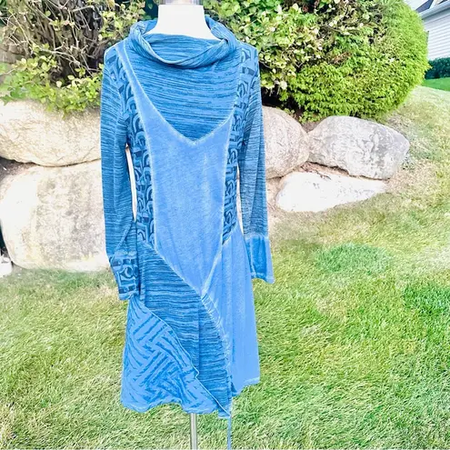 Maloka Unique Artsy Dress Blue Size 6