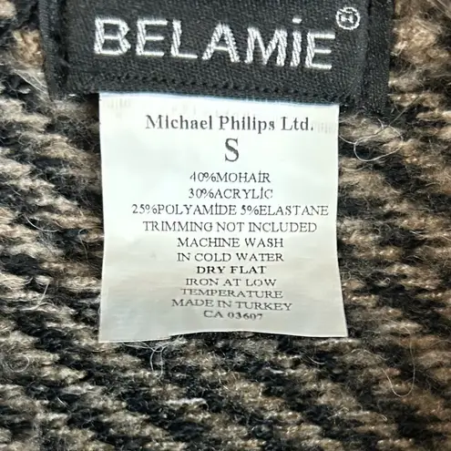 Belamie Cardigan / Jacket with Three Snap Closure Wide Collar Size Small