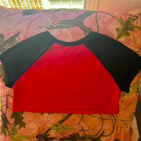 red & black short sleeve baseball crop top t shirt