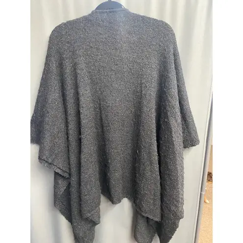 Steve Madden  Women's Open Front Solid Boucle Lurex Cape Sweater b54 - Image 4