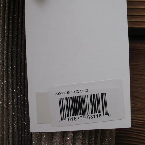 Mac Duggal 30725 Womens SHIMMER PLEATED V NECK GOWN Oscars