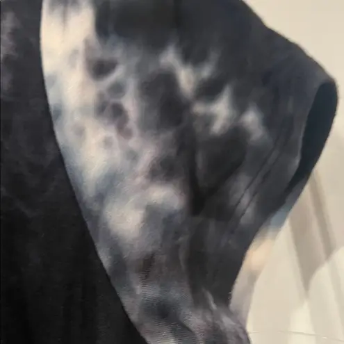 Antistar Stylish Black and White Tie-Dye Mini Dress large