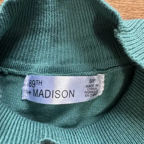 89th Madison Women Size Small Sweater Long Sleeves Lightweight Colorful Spring Green