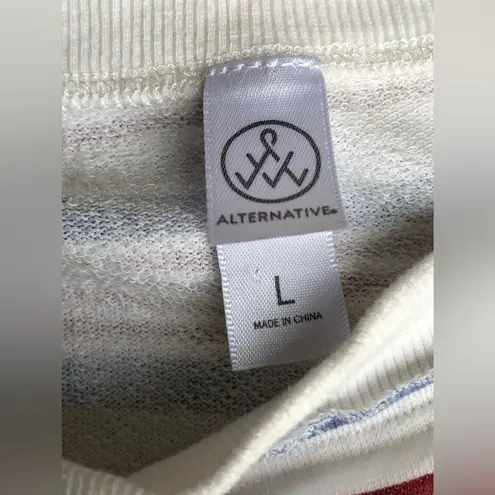 Alternative Beach Vibe Slit Sides Top (L) NWOT