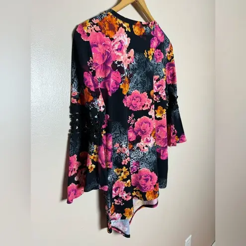 Ny Collection CLEARANCE! Floral Crewneck Top Size M EUC