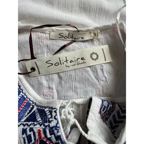 Solitaire NWT White Embroidered Gauzy Peasant Top Size Medium