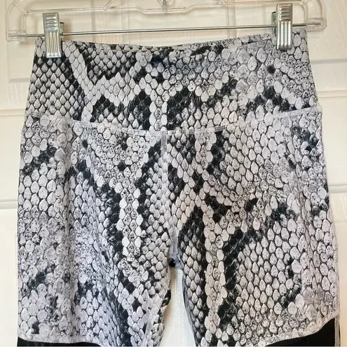 Varley Snakeskin Sycamore Mesh Panel Compression Leggings Ash Python Athletic XS