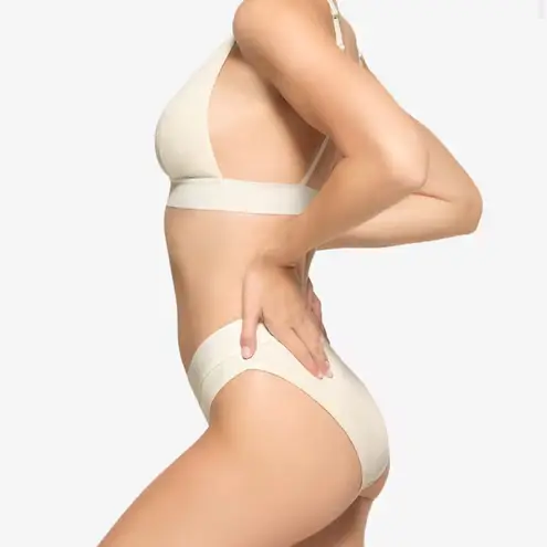 SKIMS Off-White Cotton 2.0 Plunge Bra