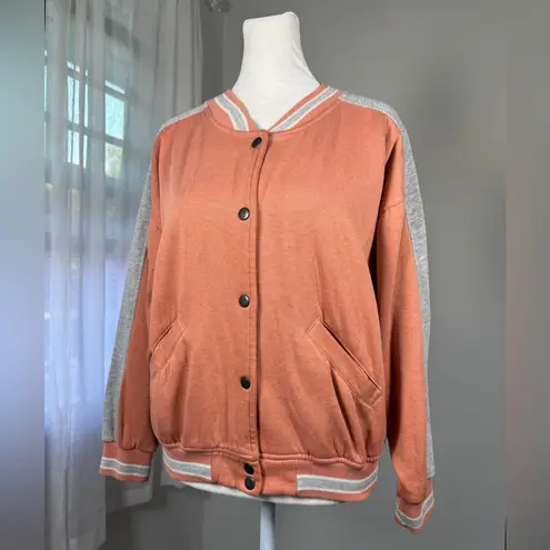 Vintage ‘90s Outside Interests Peach, Gray & White Snap Button Sweatshirt Orange