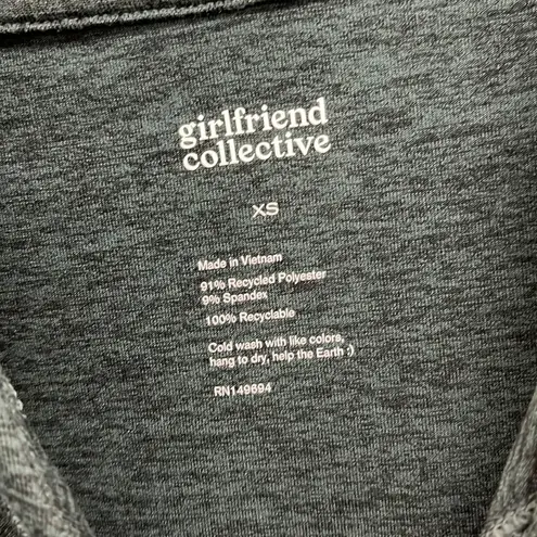 Girlfriend Collective Cropped Pullover Hoodie XS in Dark Heather Green