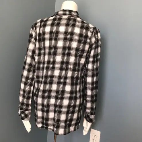 Victoria's Secret Victoria’s Secret black & white metallic pajamas