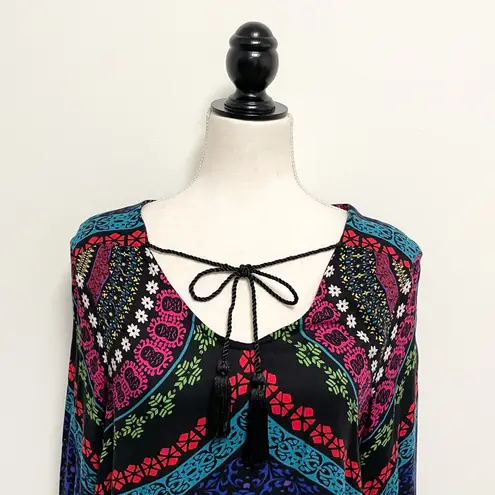 Ella Moss V Neck Bright Mandala Pleated Tassel