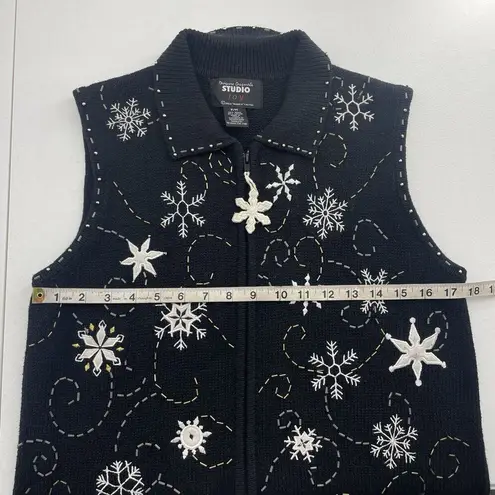 Vtg Size PM Petite Sweater Vest Snowflakes Full Zip Up Black Christmas Woman's