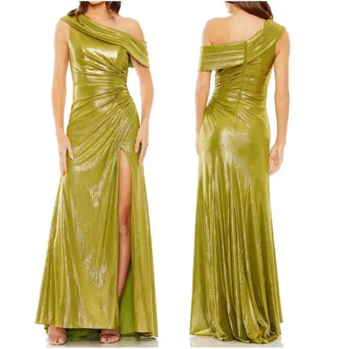 Mac Duggal NWT Off The Shoulder Ruched Slit Metallic Gown Green 27152 Size 2