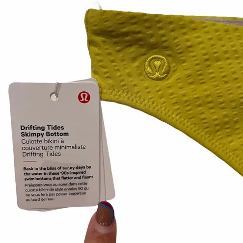 Lululemon  Drifting Tides Skimpy Bottom Yellow Size XL - Image 8