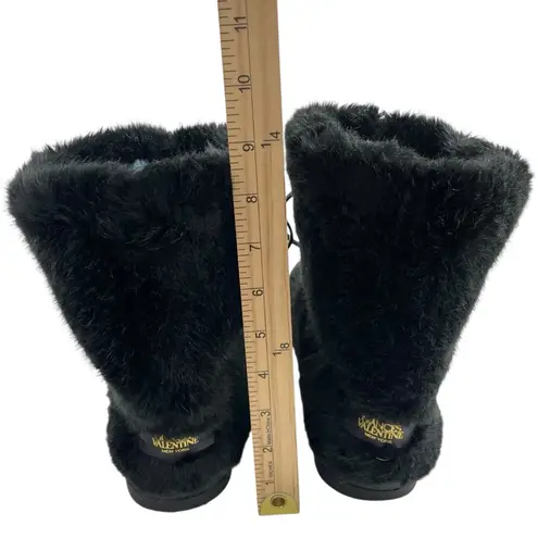 FRANCES VALENTINE Samantha Boots Black Faux Fur with Blue Pom Pom Size 8 Booties