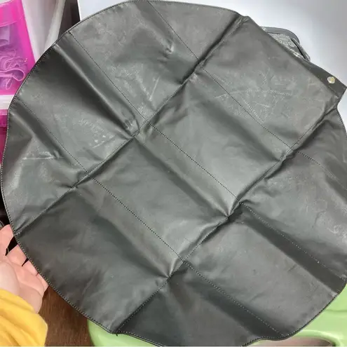 Petunia Pickle Bottom Evening In Innsbruck in gray small/medium diaper bag