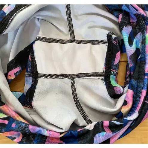 Fleo HTF Holographic Print Original Shorts Size Small 2.5 Blue