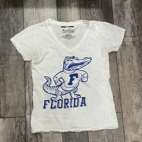 Pressbox UF Gators Blue and White V-neck Tshirt Size Medium