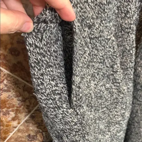 Boutique Women's Black Gray White Open Front Knit Long Cardigan Sweater with Pockets