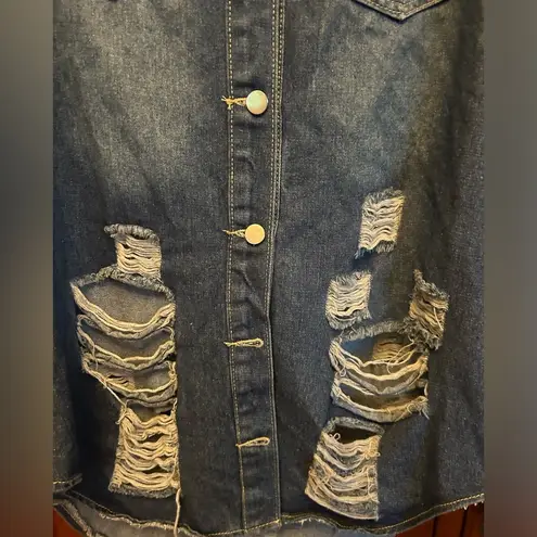Women’s Jean Jacket distressed denim rhinestone Rise design on back Size M NWOT Blue Size M