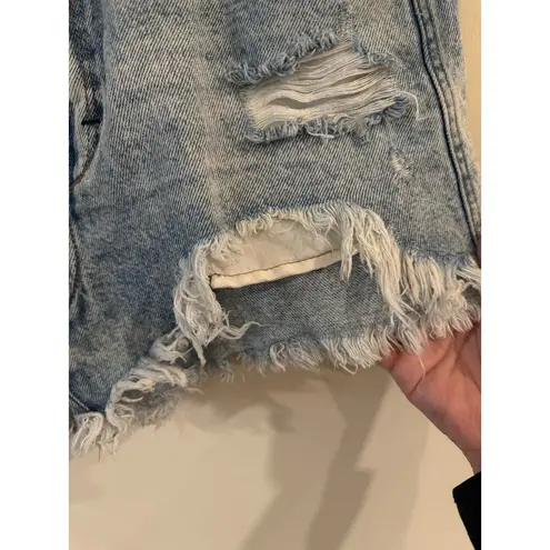 Hidden Mid Rise Frayed Hem Mom Shorts Jeans Light Denim Blue Women's Size Small