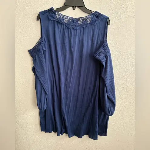 New York Laundry 💥 Navy Cold Shoulder Lace Top 3X
