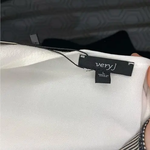 Very J Boutique Cream Mini Dress Size L