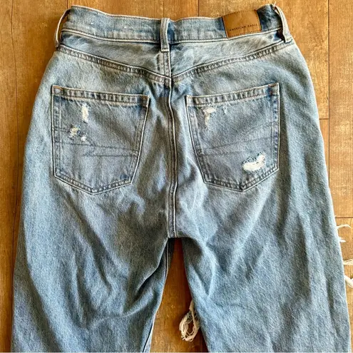 American Eagle  Ripped Highest Waist '90s Boyfriend Jeans Size 4