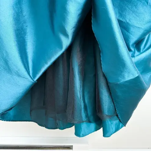 Monique Lhuillier Teal Mesh Formal Gown Sleeveless mesh insert Formal Dress 16