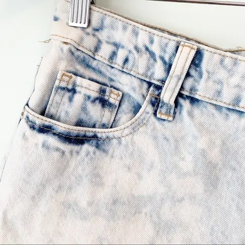 Mossimo Denim  High Rise Acid Wash Short Shorts 6/28