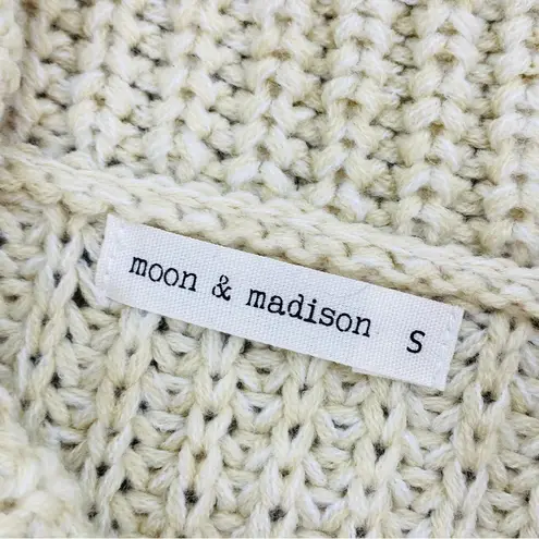 The Moon  & Madison Waffle Knit Cowl Neck Crop Sweater Cream Beige Small Long Sleeve