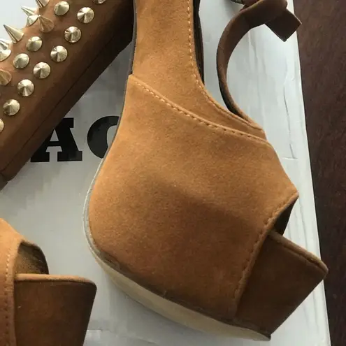 ✨3xHP✨Vintage Studs Spikes Peep Mary Jane Sandals✨ Orange Size 6.5