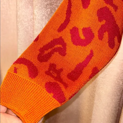 NWT The Tellier Size M Orange and Pink Leopard Print Sweater Size M
