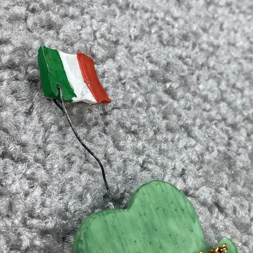 Saint Patrick Day Pin Brooch Leprechaun Hat Shamrock Irish Ireland Flag