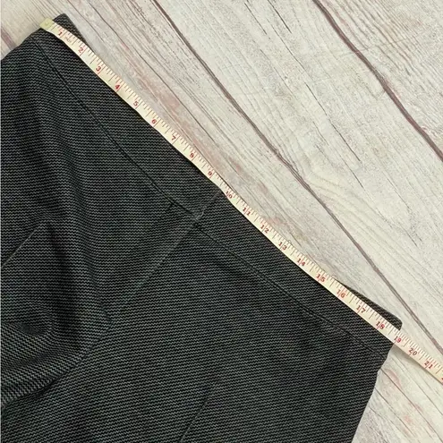 Akris Punto Pleat Front Checked Soft Cropped Trousers Black Grey Size 14 - Image 5