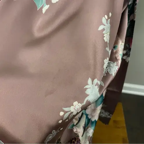 Kim and Ono Robe Kimono Charmeuse Asian Floral Silky Satin Long Pockets Pink