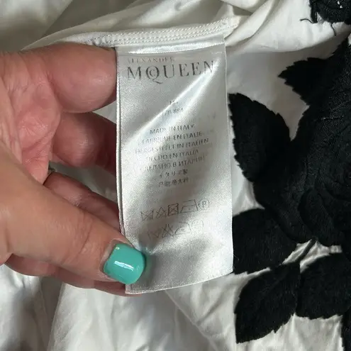 Alexander McQueen embroidered button front shirt