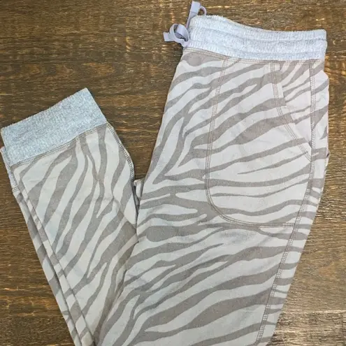 2 piece Live Love Lounge Karen Neuburger Pajama Set Size Large Blue