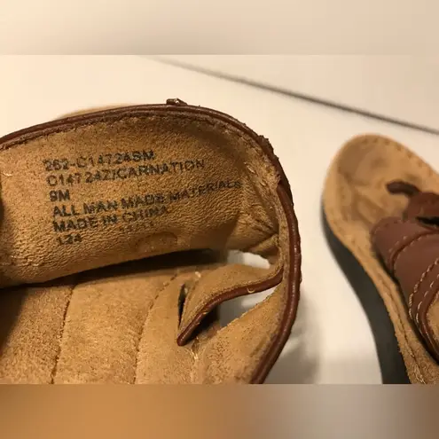 Cliffs Carnation comfort brown slip on sandals women size 9M