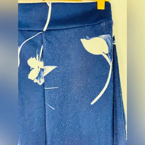 See You Monday Women’s Blue Floral Pleated Skirt Size Medium Elegant & Feminine