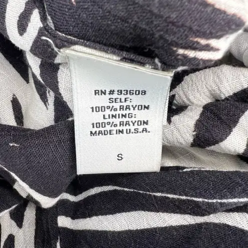 Willow Monaco Tropical Leaf Print Black and White Halter Jumpsuit Size S NWOT